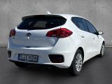 Kia Ceed bei Gebrauchtwagen.expert - Abbildung (4 / 15)