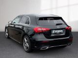 Mercedes-Benz A-Klasse bei Gebrauchtwagen.expert - Abbildung (3 / 15) Mercedes-Benz A-Klasse bei Gebrauchtwagen.expert - Abbildung (3 / 15)