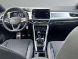 VW T-Roc bei Gebrauchtwagen.expert - Abbildung (9 / 15) VW T-Roc bei Gebrauchtwagen.expert - Abbildung (9 / 15)