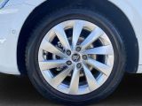 Skoda Octavia bei Gebrauchtwagen.expert - Abbildung (11 / 15) Skoda Octavia bei Gebrauchtwagen.expert - Abbildung (11 / 15)