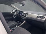 VW Taigo bei Gebrauchtwagen.expert - Abbildung (13 / 15) VW Taigo bei Gebrauchtwagen.expert - Abbildung (13 / 15)