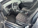 VW Golf GTI bei Gebrauchtwagen.expert - Abbildung (13 / 15) VW Golf GTI bei Gebrauchtwagen.expert - Abbildung (13 / 15)