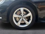 Audi A4 bei Gebrauchtwagen.expert - Abbildung (11 / 15) Audi A4 bei Gebrauchtwagen.expert - Abbildung (11 / 15)
