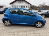 Toyota Aygo bei Gebrauchtwagen.expert - Abbildung (4 / 11)