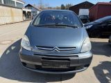 Citroen Xsara Picasso bei Gebrauchtwagen.expert - Abbildung (2 / 12)