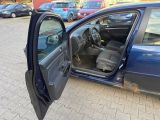 VW Golf V bei Gebrauchtwagen.expert - Abbildung (9 / 11)