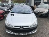 Peugeot 206 bei Gebrauchtwagen.expert - Abbildung (2 / 15)