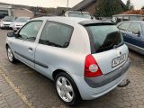 Renault Clio bei Gebrauchtwagen.expert - Abbildung (8 / 15)