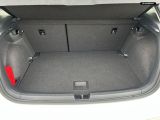 VW Polo bei Gebrauchtwagen.expert - Abbildung (9 / 15) VW Polo bei Gebrauchtwagen.expert - Abbildung (9 / 15)