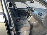 VW T-Roc bei Gebrauchtwagen.expert - Abbildung (12 / 15)