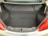 Opel Tigra bei Gebrauchtwagen.expert - Abbildung (10 / 15) Opel Tigra bei Gebrauchtwagen.expert - Abbildung (10 / 15)
