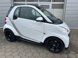Smart smart fortwo bei Gebrauchtwagen.expert - Abbildung (2 / 15) Smart smart fortwo bei Gebrauchtwagen.expert - Abbildung (2 / 15)