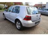 VW Golf bei Gebrauchtwagen.expert - Abbildung (6 / 15)