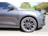 Ford Focus ST bei Gebrauchtwagen.expert - Abbildung (8 / 15) Ford Focus ST bei Gebrauchtwagen.expert - Abbildung (8 / 15)