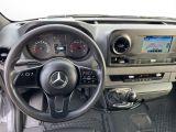 Mercedes-Benz Sprinter bei Gebrauchtwagen.expert - Abbildung (9 / 15) Mercedes-Benz Sprinter bei Gebrauchtwagen.expert - Abbildung (9 / 15)