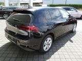 VW Golf VIII bei Gebrauchtwagen.expert - Abbildung (6 / 15)