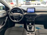 Ford Focus Turnier bei Gebrauchtwagen.expert - Abbildung (11 / 15)
