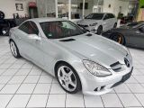 Mercedes-Benz SLK-Klasse bei Gebrauchtwagen.expert - Abbildung (2 / 15) Mercedes-Benz SLK-Klasse bei Gebrauchtwagen.expert - Abbildung (2 / 15)