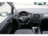 VW Golf Sportsvan bei Gebrauchtwagen.expert - Abbildung (14 / 15)