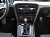 VW Passat bei Gebrauchtwagen.expert - Abbildung (14 / 15)