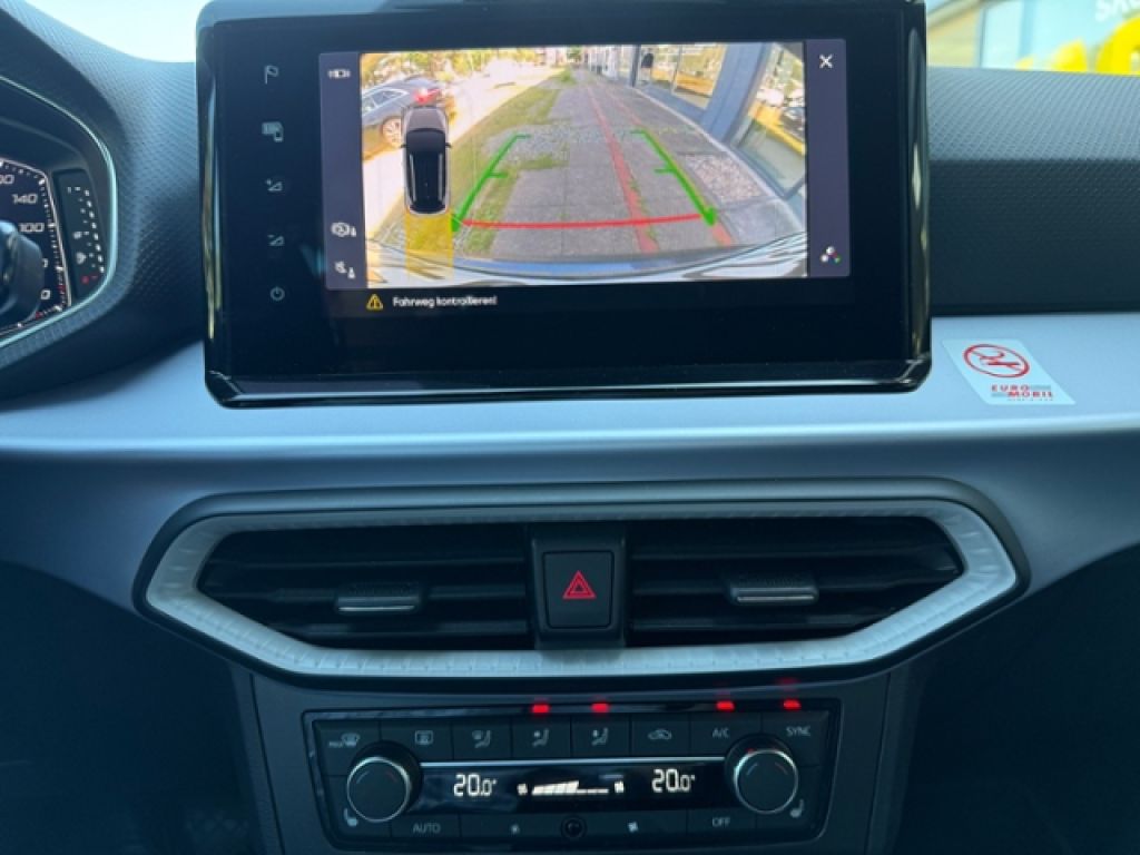 Seat Arona bei Gebrauchtwagen.expert - Hauptabbildung Seat Arona bei Gebrauchtwagen.expert - Hauptabbildung