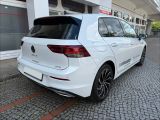 VW Golf VIII bei Gebrauchtwagen.expert - Abbildung (4 / 15)