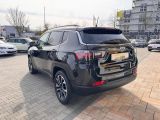 Jeep Compass bei Gebrauchtwagen.expert - Abbildung (4 / 15)
