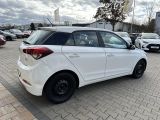 Hyundai i20 bei Gebrauchtwagen.expert - Abbildung (3 / 15)