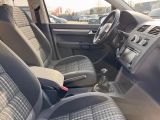 VW Touran bei Gebrauchtwagen.expert - Abbildung (14 / 15)