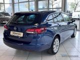 Opel Astra bei Gebrauchtwagen.expert - Abbildung (2 / 15)
