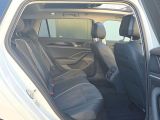 VW Passat bei Gebrauchtwagen.expert - Abbildung (11 / 15) VW Passat bei Gebrauchtwagen.expert - Abbildung (11 / 15)