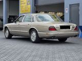 Jaguar XJ6 bei Gebrauchtwagen.expert - Abbildung (3 / 13)