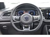 VW T-Roc bei Gebrauchtwagen.expert - Abbildung (12 / 15) VW T-Roc bei Gebrauchtwagen.expert - Abbildung (12 / 15)