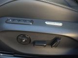 VW Passat bei Gebrauchtwagen.expert - Abbildung (11 / 15) VW Passat bei Gebrauchtwagen.expert - Abbildung (11 / 15)