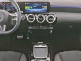 Mercedes-Benz CLA-Klasse bei Gebrauchtwagen.expert - Abbildung (4 / 15)