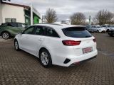 Kia Ceed bei Gebrauchtwagen.expert - Abbildung (4 / 15)