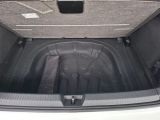 VW Golf VIII bei Gebrauchtwagen.expert - Abbildung (12 / 13)