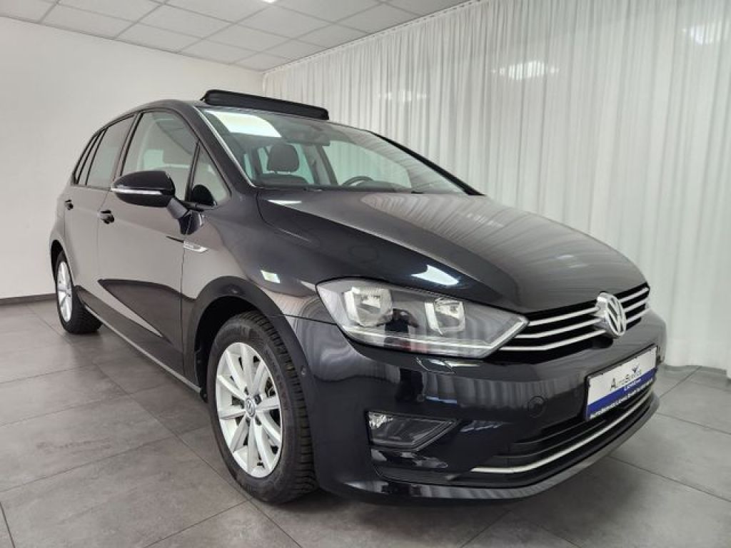 VW Golf Sportsvan bei Gebrauchtwagen.expert - Hauptabbildung VW Golf Sportsvan bei Gebrauchtwagen.expert - Hauptabbildung