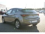 Opel Astra bei Gebrauchtwagen.expert - Abbildung (7 / 15)