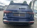 Audi A4 bei Gebrauchtwagen.expert - Abbildung (4 / 12)