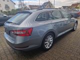 Skoda Superb bei Gebrauchtwagen.expert - Abbildung (5 / 15)