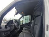 Mercedes-Benz Sprinter bei Gebrauchtwagen.expert - Abbildung (10 / 13) Mercedes-Benz Sprinter bei Gebrauchtwagen.expert - Abbildung (10 / 13)