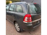 Opel Zafira bei Gebrauchtwagen.expert - Abbildung (4 / 10)