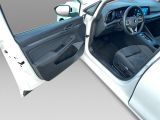 VW Golf VIII bei Gebrauchtwagen.expert - Abbildung (14 / 15)
