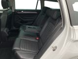 VW Passat bei Gebrauchtwagen.expert - Abbildung (11 / 15)