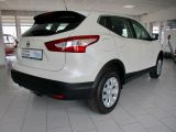 Nissan Qashqai bei Gebrauchtwagen.expert - Abbildung (5 / 13)