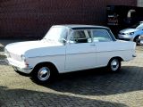 Opel Kadett bei Gebrauchtwagen.expert - Abbildung (2 / 11)