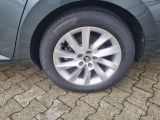 Skoda Superb bei Gebrauchtwagen.expert - Abbildung (7 / 14)