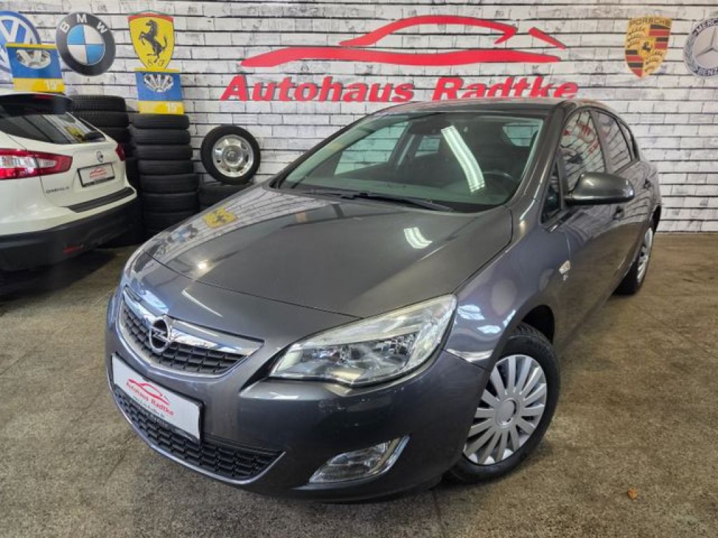 Opel Astra bei Gebrauchtwagen.expert - Hauptabbildung Opel Astra bei Gebrauchtwagen.expert - Hauptabbildung
