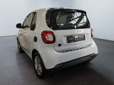 Smart smart fortwo bei Gebrauchtwagen.expert - Abbildung (6 / 15) Smart smart fortwo bei Gebrauchtwagen.expert - Abbildung (6 / 15)